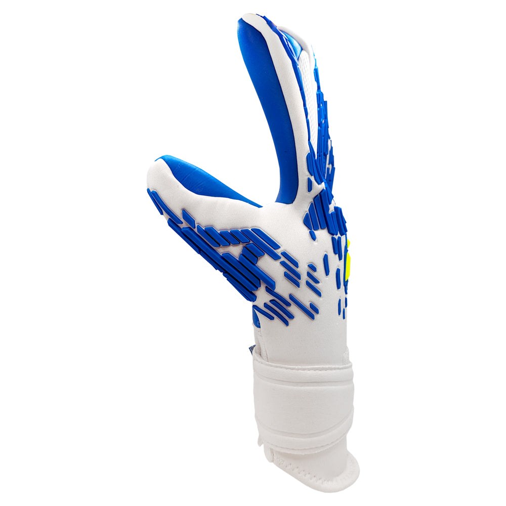 Reusch Pure Contact Freegel Gold X goalkeeper gloves with pro grip, lightweight fit, and strap-free design