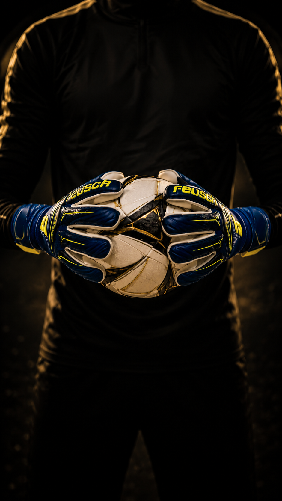Reusch Attrakt Duo goalkeeper gloves with Grip Duo latex and dual-zone finger support system